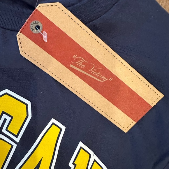 Men’s The Victory MICHIGAN Tee NWT Medium - Picture 5 of 5